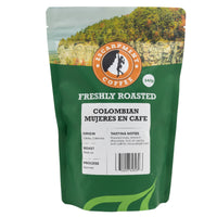 Colombian Mujeres en Cafe